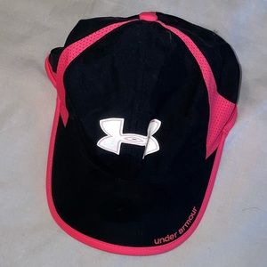 Under Armour women’s running hat.